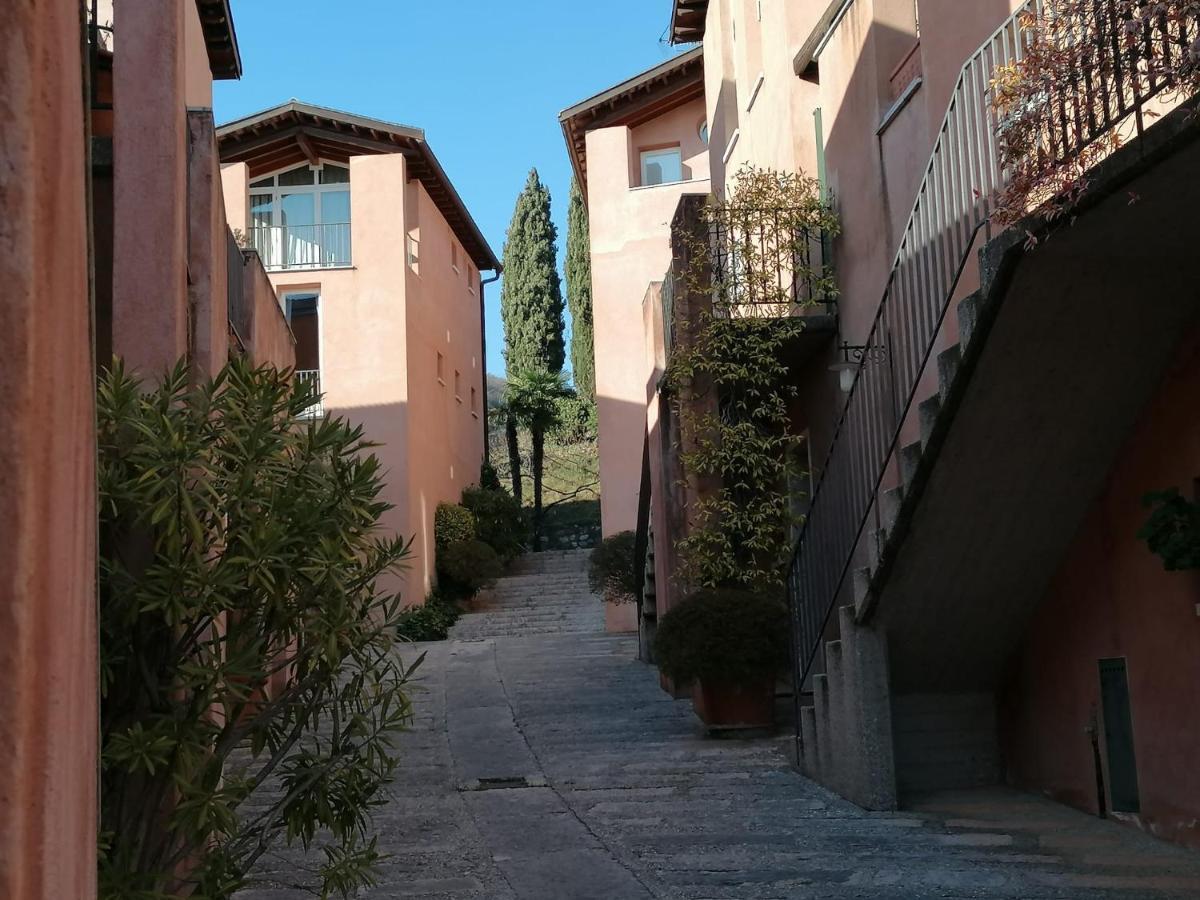 Appartamento In Villa Sul Garda Castion Veronese Εξωτερικό φωτογραφία